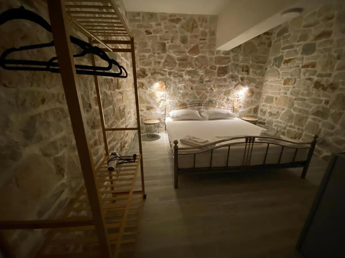 Lemons&Olives Rooms Himare